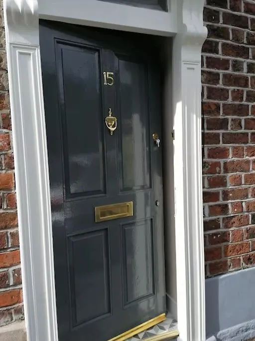 Stunning 3 Bedroom Townhouse In The Heart Of City Belfast United Kingdom