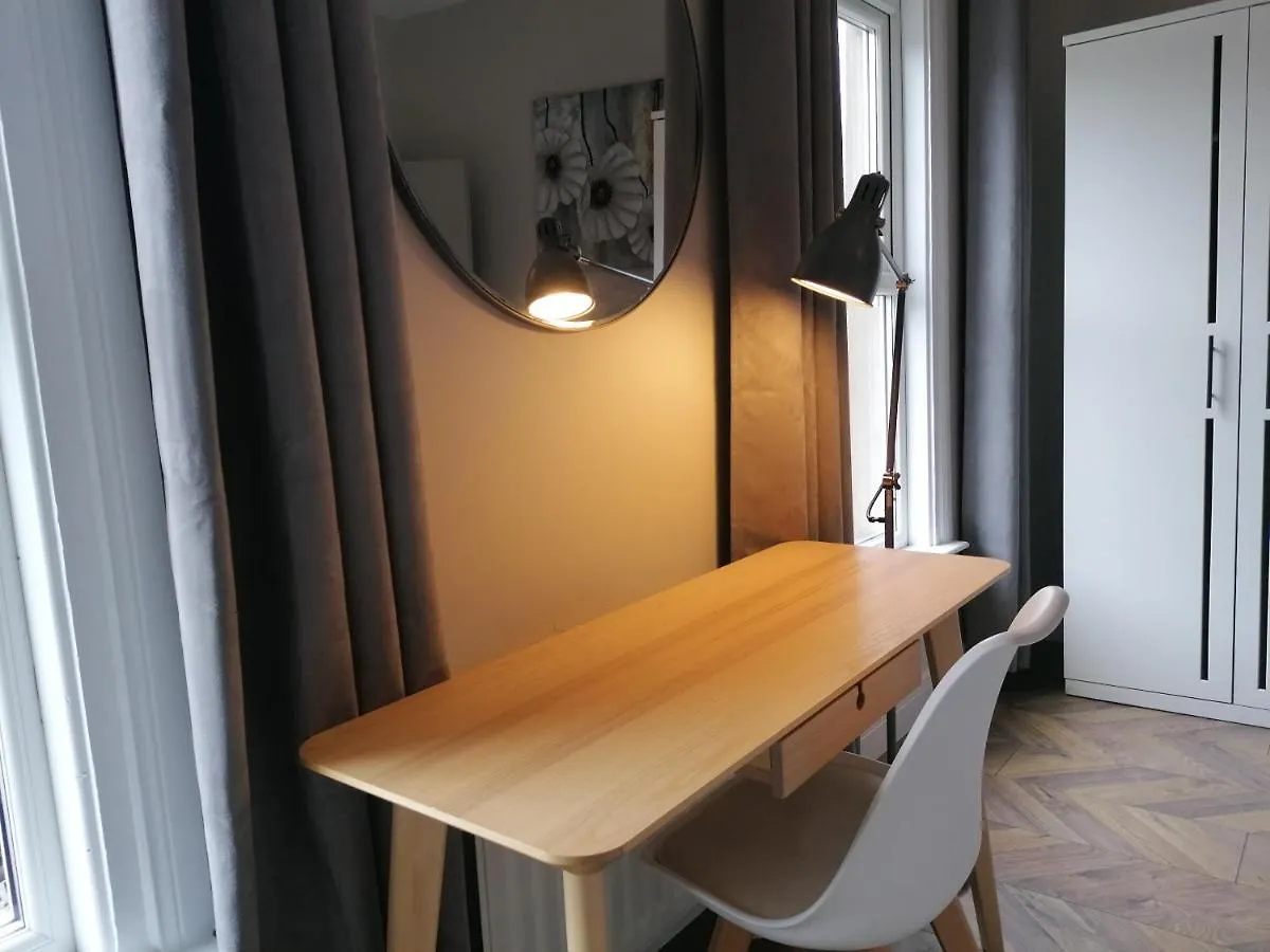 Stunning 3 Bedroom Townhouse In The Heart Of City Belfast Holiday home